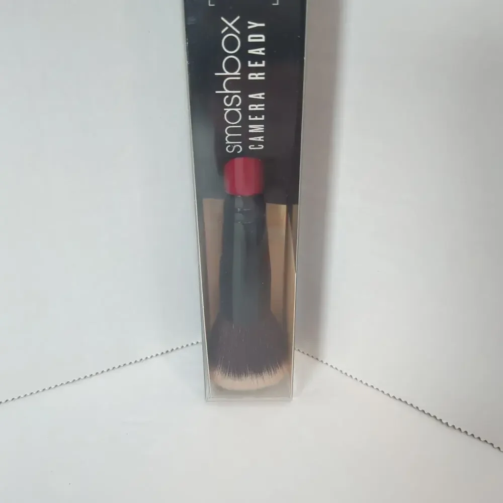 Smashbox‎ Blurring Foundation Brush New in Box Camera Ready Line